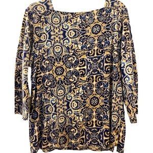Chico’s top, knit, size Chico’s size 3, XL. Blue & cream designs. Supima cotton.
